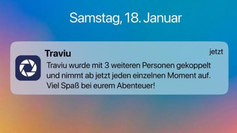 Eine Kurznachricht von „Traviu" kommt, nachdem die Aufnahme startet.